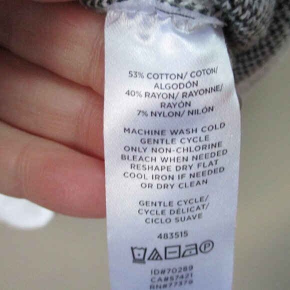 Ann Taylor Factory Gray and White Sweater 3/4 Sleeves - Picture 5 of 5